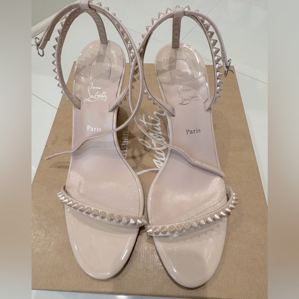 Christian Louboutin So Me Wedge